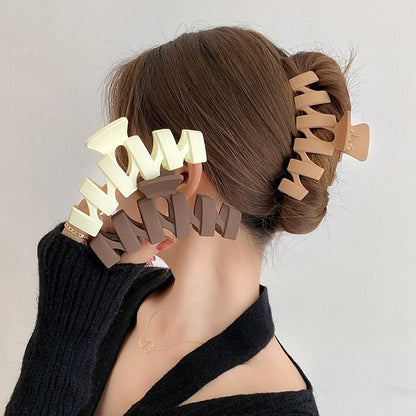 Fashion Claw Clips / 50% Discount on 5 Pcs - LightsBetter